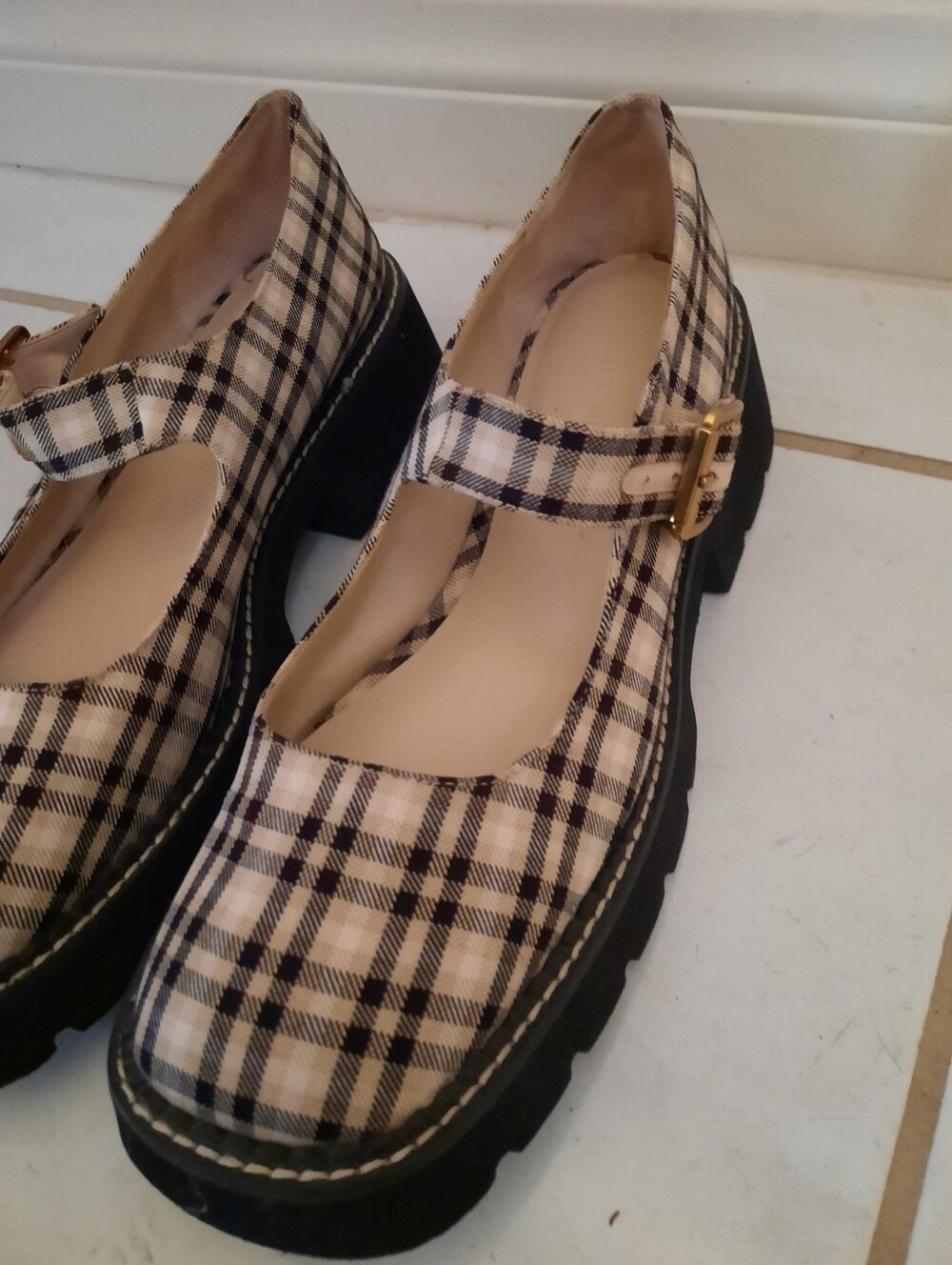 Plaid Mary Jane Platform Shoes - Black & Cream - Picture 2 of 6